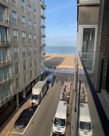 Exclusief Appartement In Hartje Zoute, Zonnig Terras Met Zeezicht Кнокке-Хейст Экстерьер фото